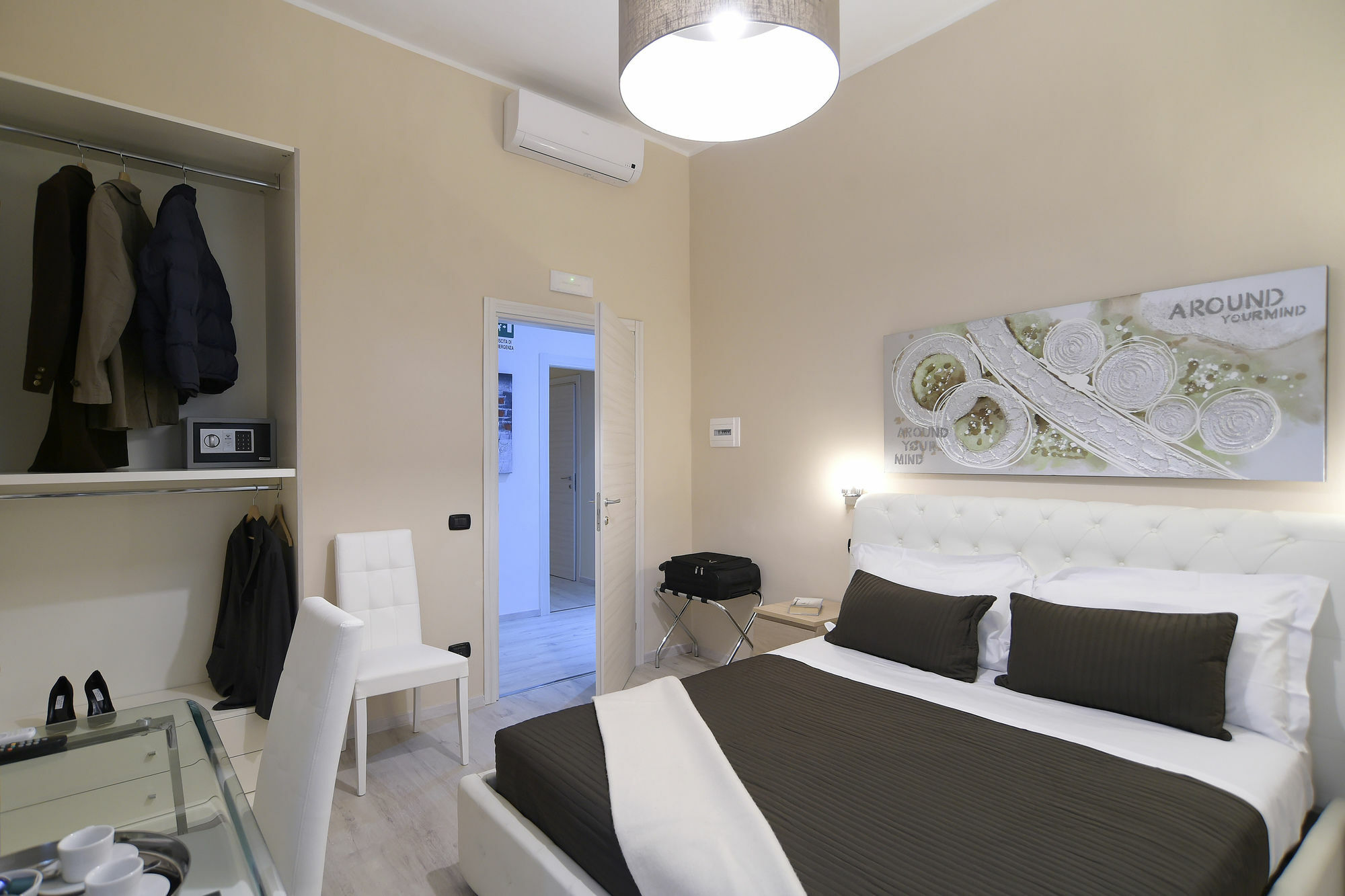 Готель Town House 57 Рим Екстер'єр фото